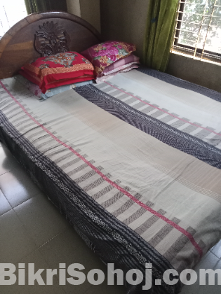 সম্পূর্ণ গৃহস্থালী আসবাবপত্র বিক্রয় – দারুণ অফার!